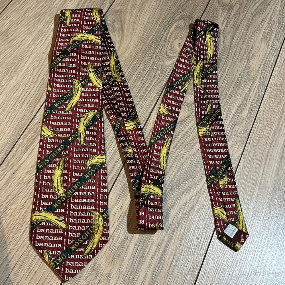 Rare Moschino Banana men’s Tie